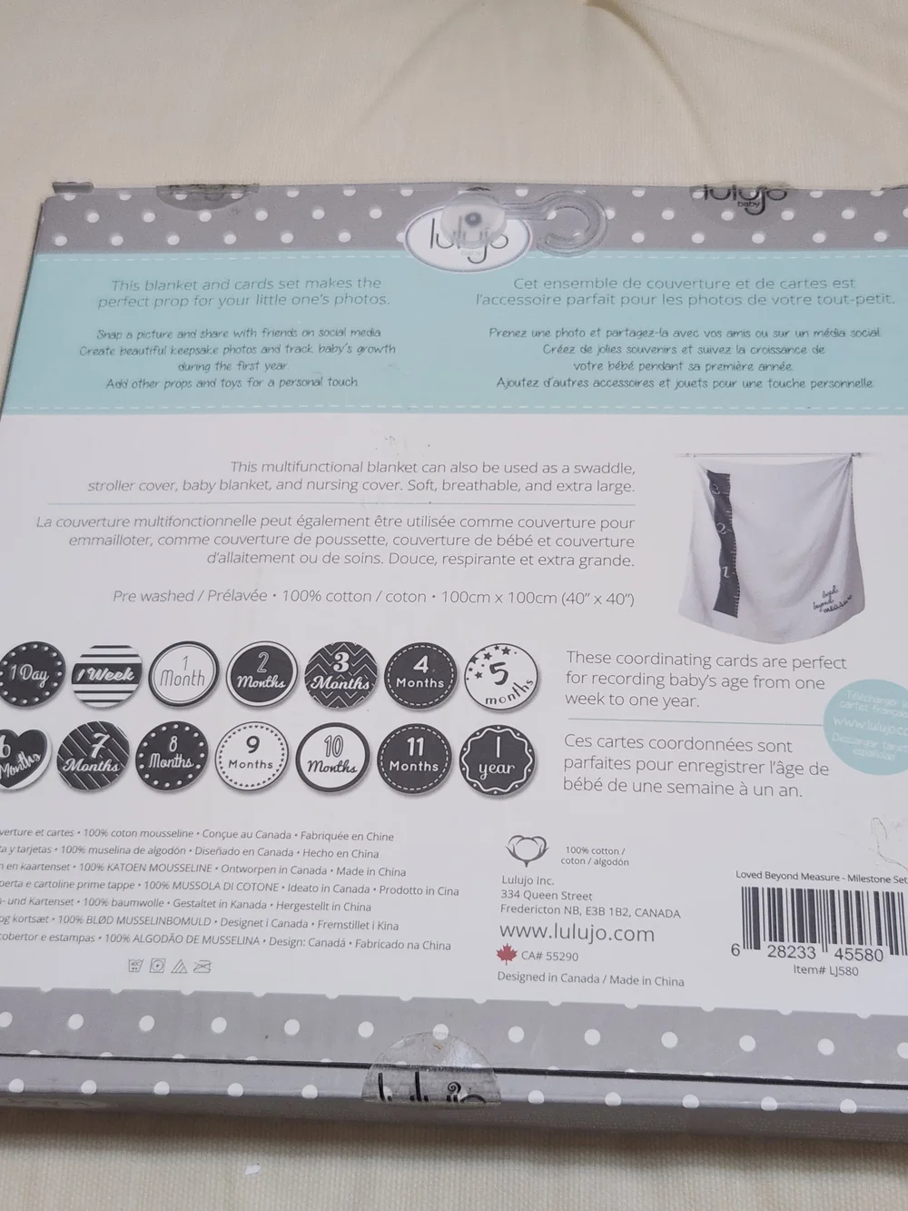 lululemon athletica / gray and white baby milestone blanket & cards set